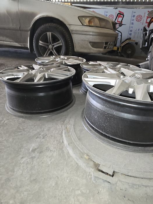 Продам диски r20 LEXUS