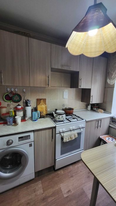 Продам  3-х комнатную квартиру