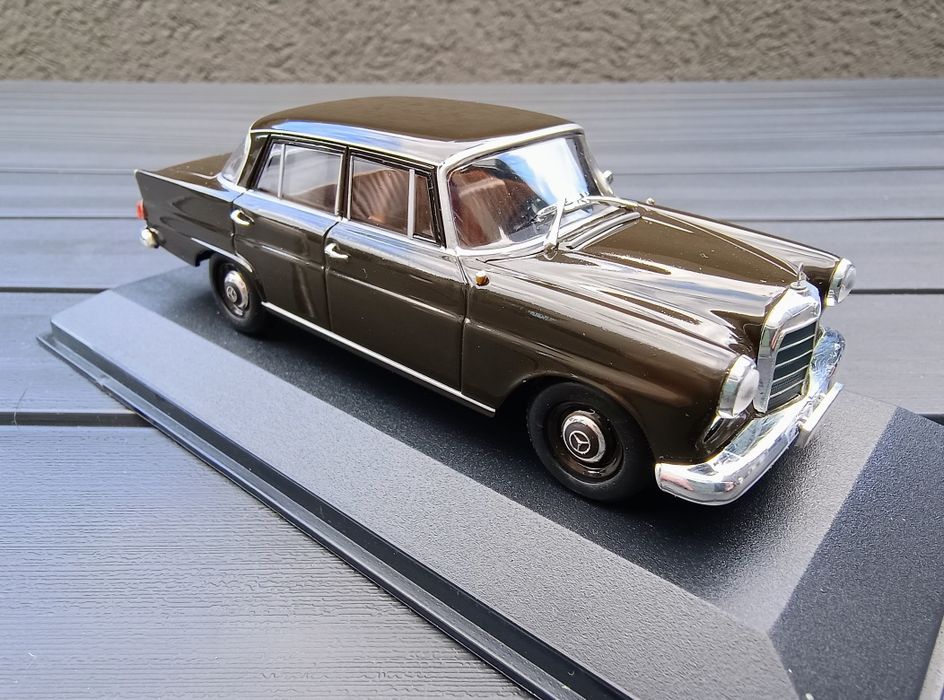 Mercedes-Benz 190 1:43 1961