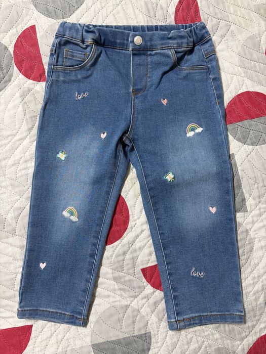 Продам новые детские джинсы