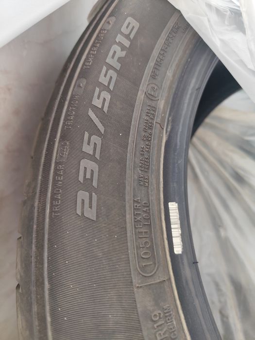 Продам шины Cooper 235/55 R19