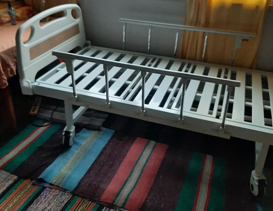 Механично мед.легло "Ерго"с матрак нови