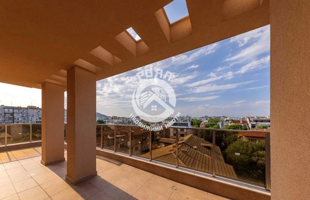 Продава се Мезонет в Пловдив, Кючук Париж - 207 кв.м за 1130 €/кв.м - Снимка #1