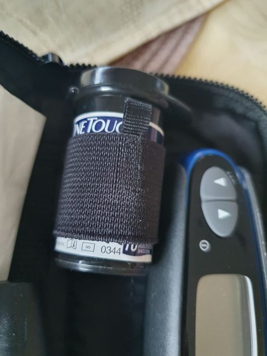 Glucometru nou "ONE tech ultra soft-Lifescan"