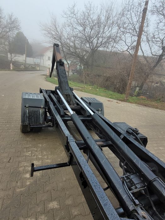Iveco daily basculabil+ Abrollkipper 65c18 (50c18 50c15 35c15)