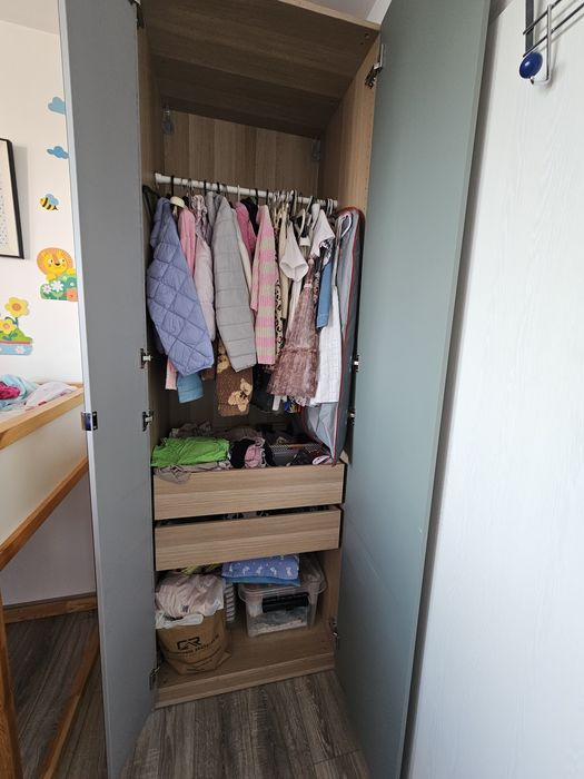 Продавам гардероб IKEA PAX