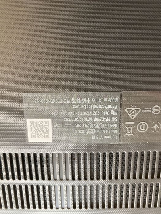 Laptop Lenovo V15IIL