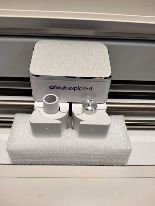 CRICUT Explore 4 Професионален Режещ плотер НОВ