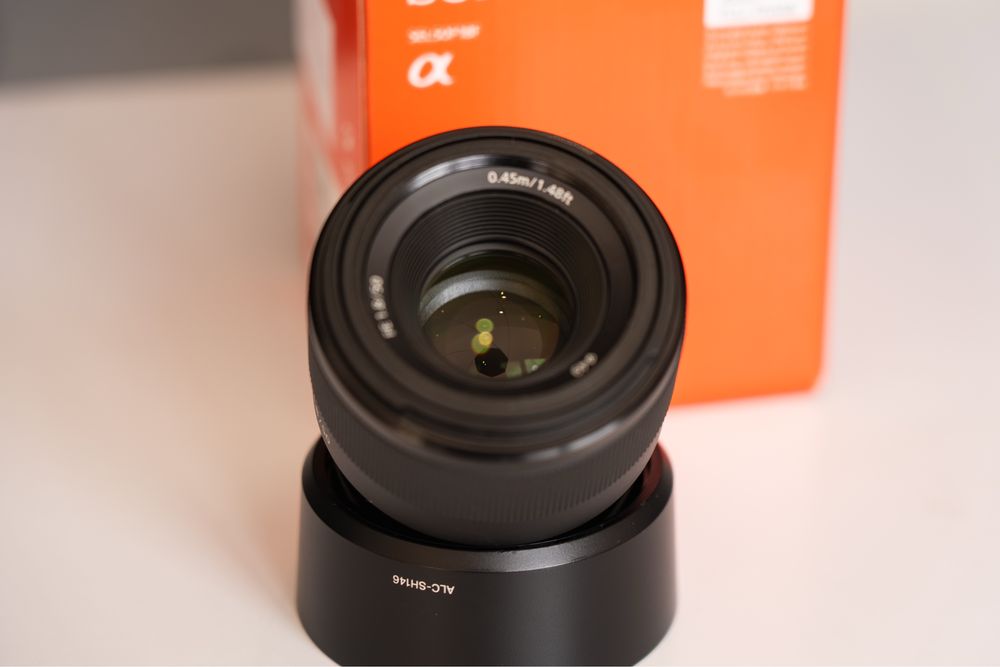 Sony FE 50mm f/1.8