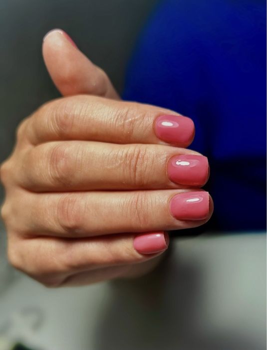 Маникюр на дому .