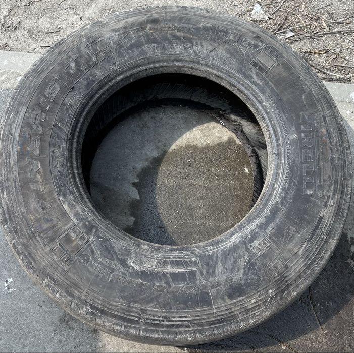 Pirelli 385 65 22.5