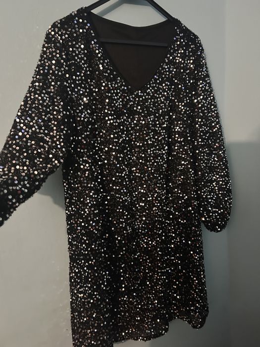 Rochie cu paiete