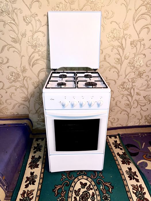 Продам газ плиту идеальная