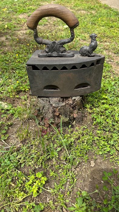 Стара ретро ютия