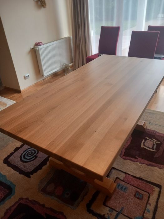 Blaturi și mese din stejarmasiv