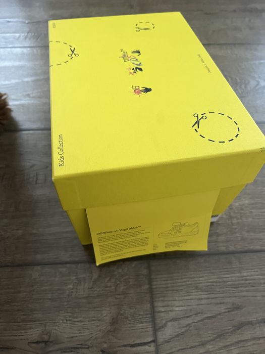 Off-White обувки