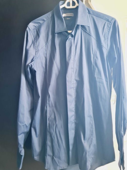 Мъжки официален костюм