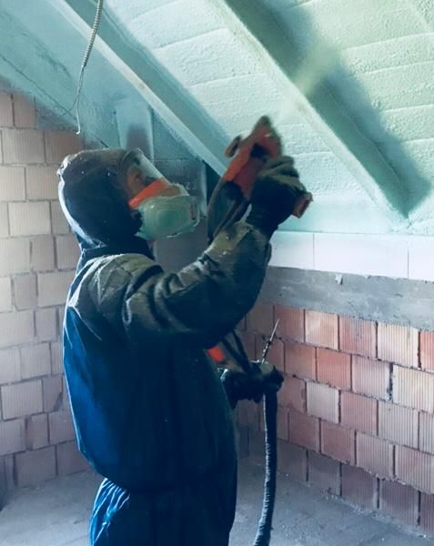 Izolatii spuma poliuretanica izolatie fonica  celula deschi