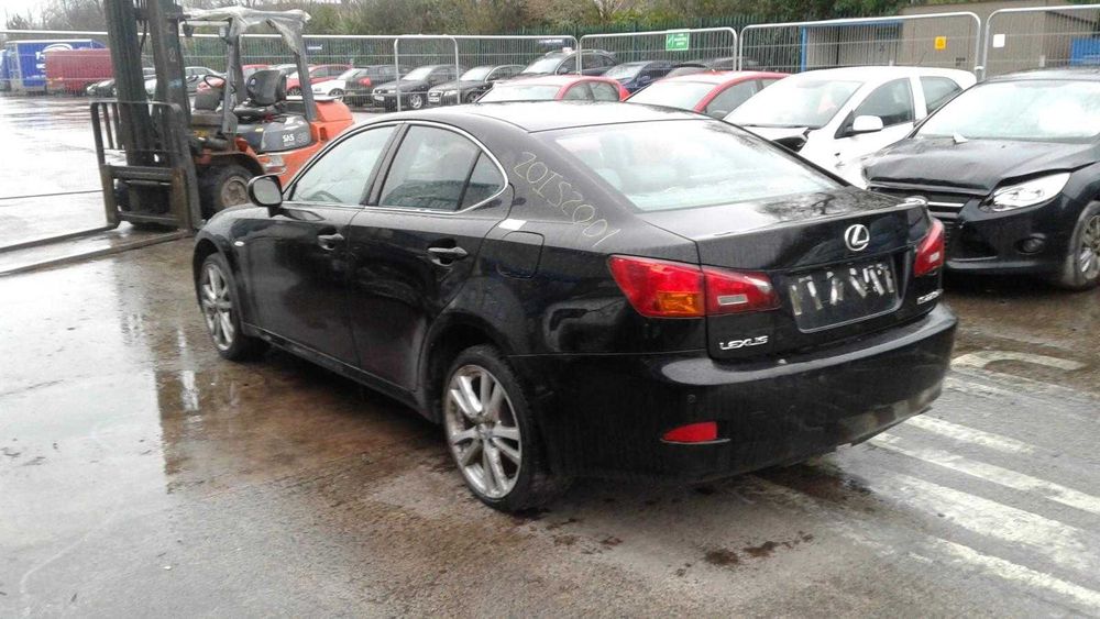 Lexus IS220 2.2D-cat На Части!!!