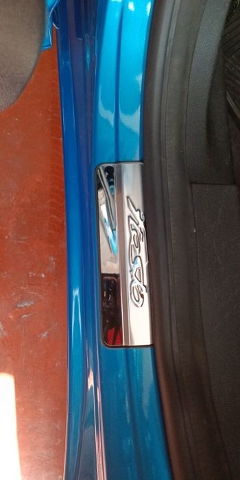 Ornament praguri Ford Fiesta MK6