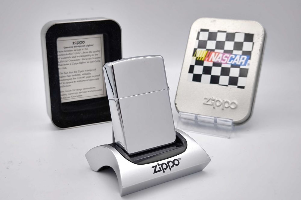Bricheta Zippo Nascar 1999 nefolosita - colectionabila.