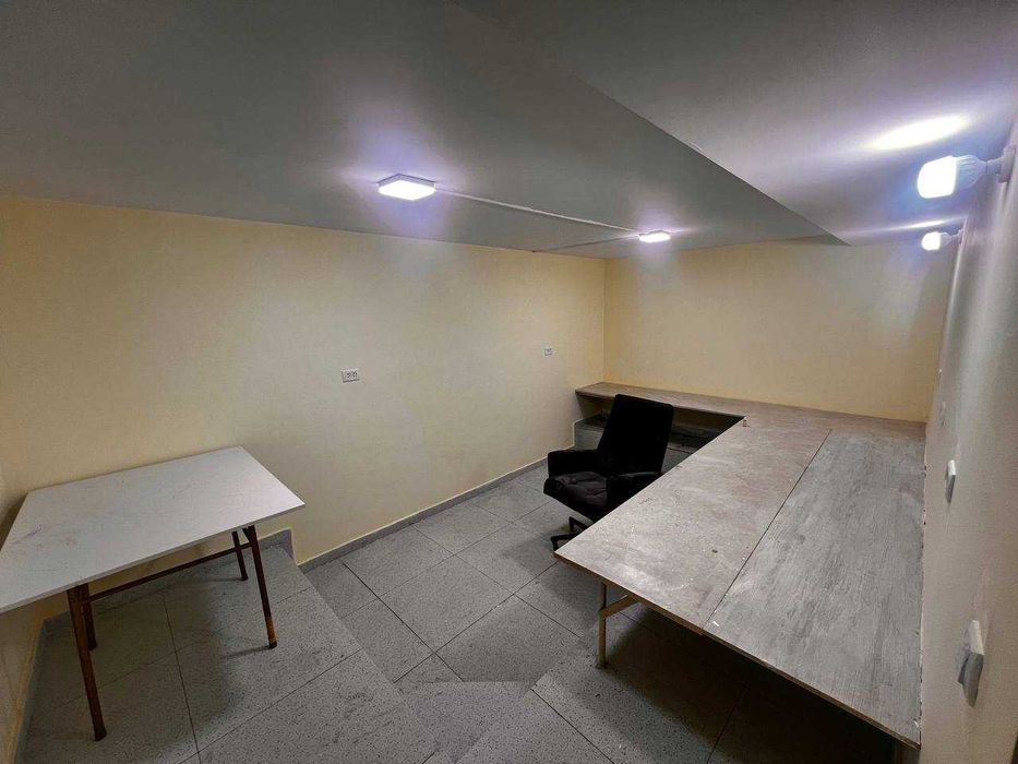 Ижарага Жой, Метро Тинчлик, Подвал 30м2