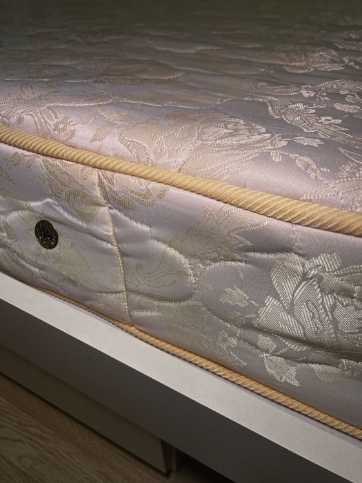 Матрас б/у 190×120