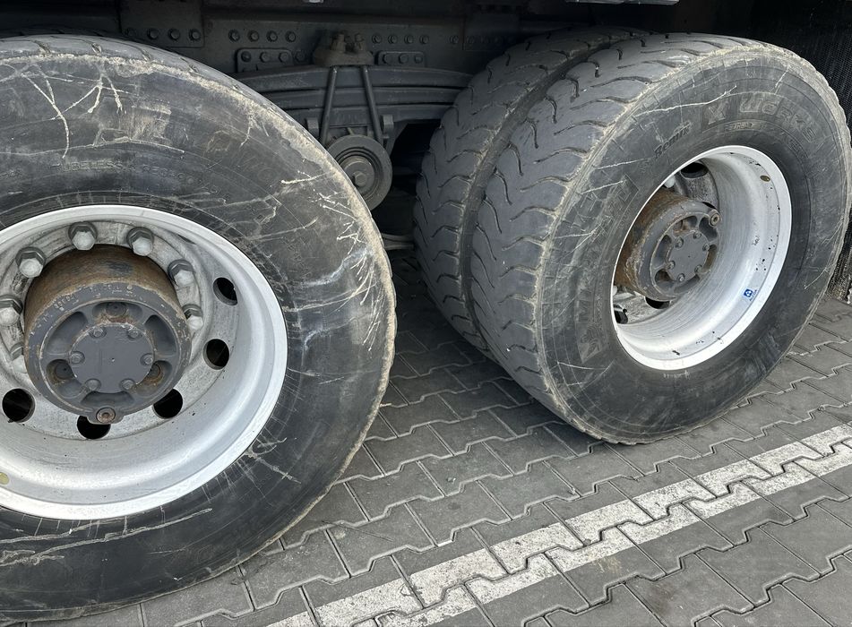 Camion forestier Volvo FH 540 MANUAL transport lemn macara