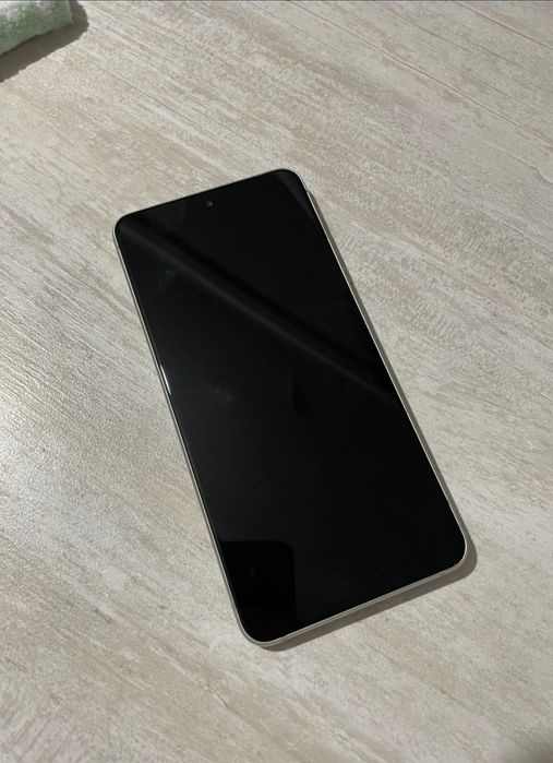 Samsung s 21 fe,8/128.