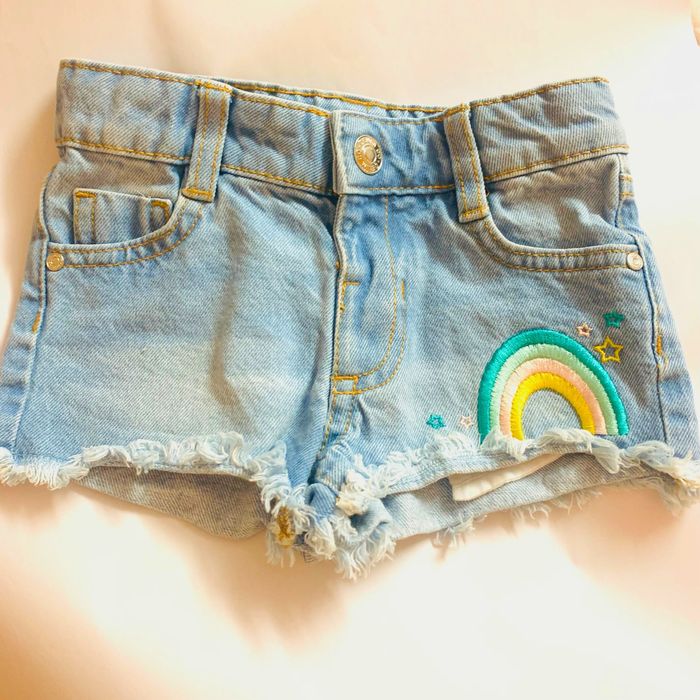 Къси дънкови панталони  Denim & Co с цветна бродерия на дъга, р-р 2-3 г. (98 см)