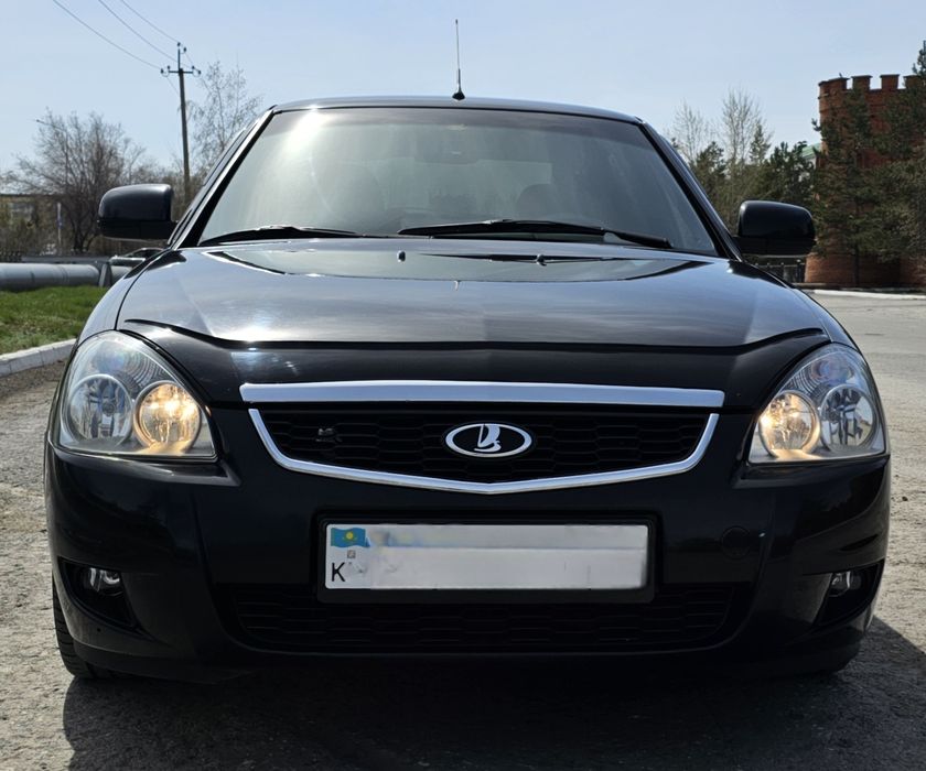 Продам приору 2 конец 2013 года