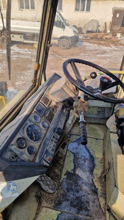 Vand buldoexcavator.