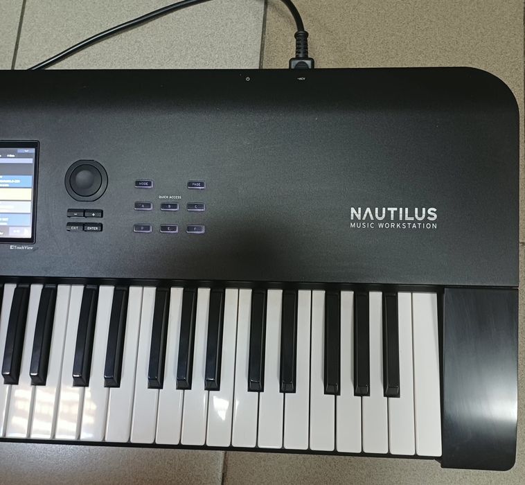 Korg Nautilus-61 Sintetizator