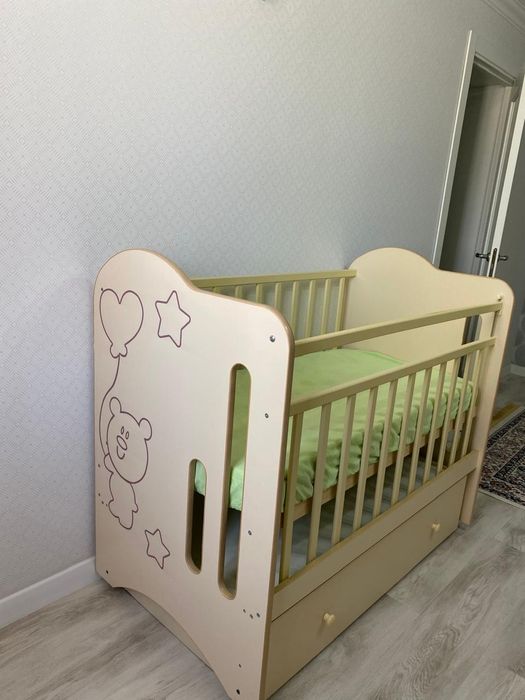 Продам манеж в отличном состоянии