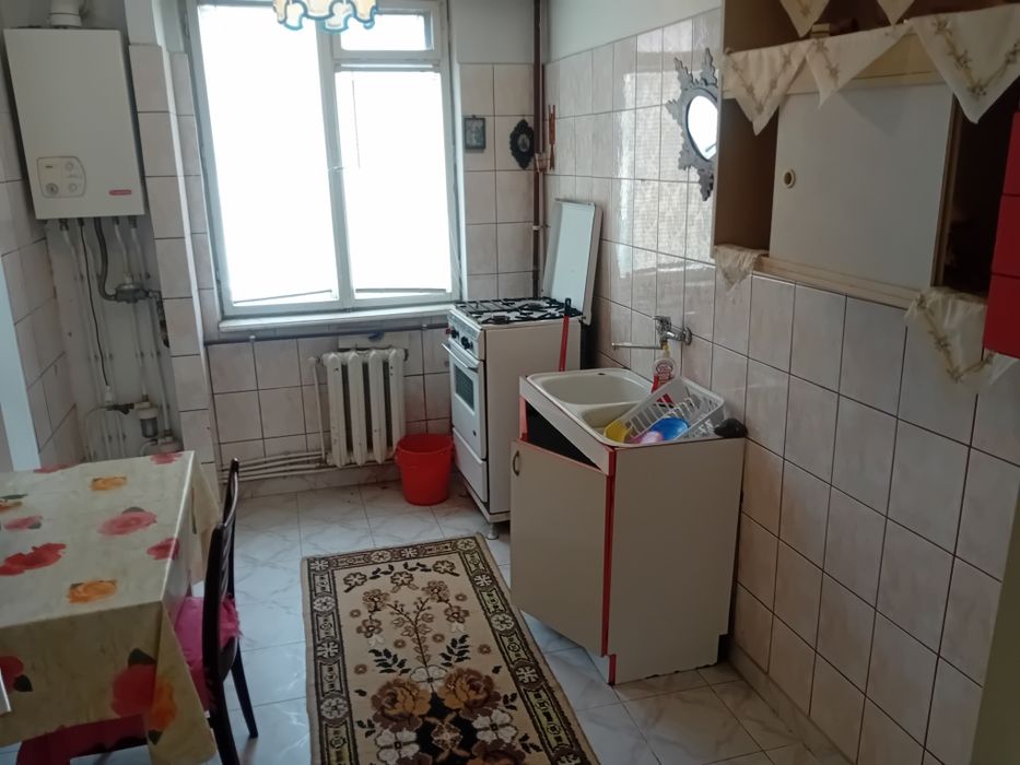 Apartament – Piatra Neamț, Cartier Tei - Vedere 2