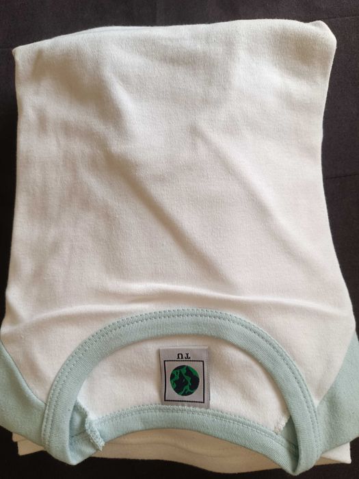 Детски дрехи чисто нови