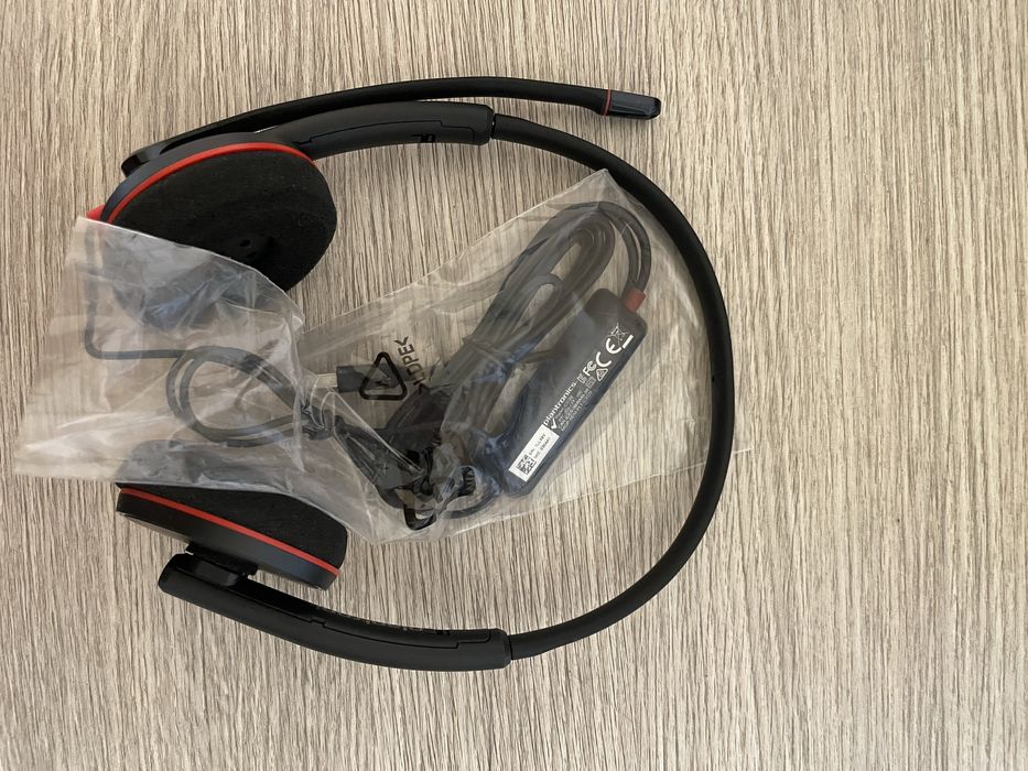 Нови Слушалки Platronics