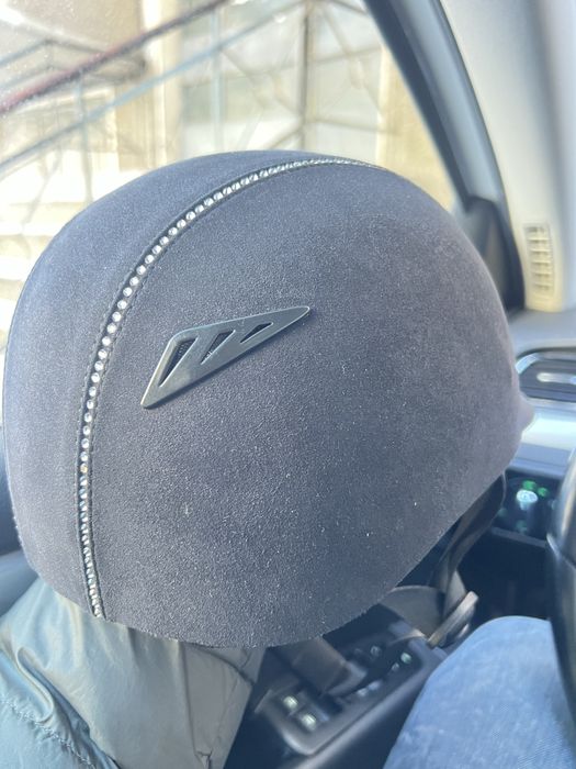 Каска за езда Premiere, 52-54 размер.