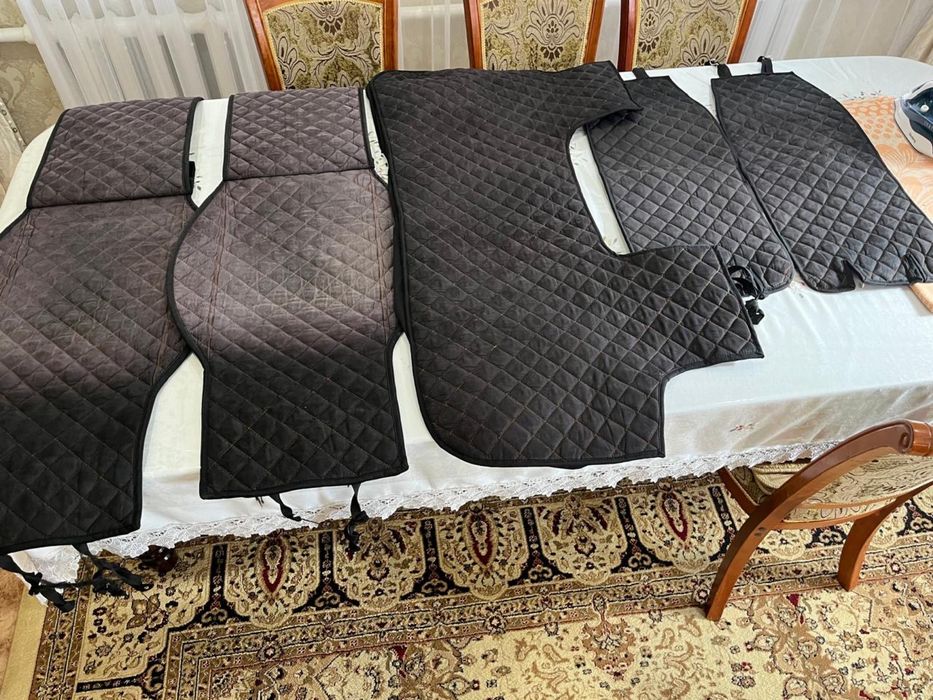 Продам чехлы на тайоту