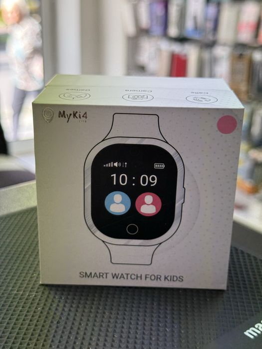Детски смарт часовник MyKi - 4 Lite, 1.3'', Pink *ЧистоНов*