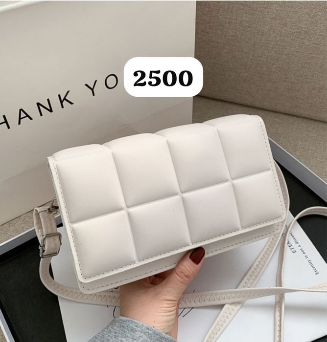 Продаю женские сумочки