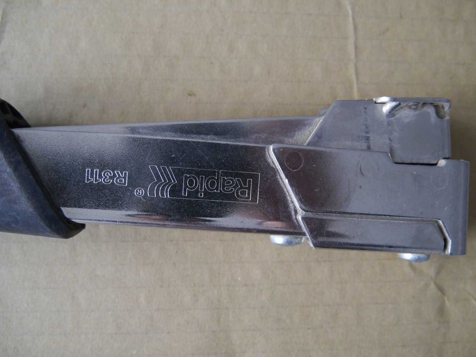 Capsator Rapid 311  fabricat in Suedia