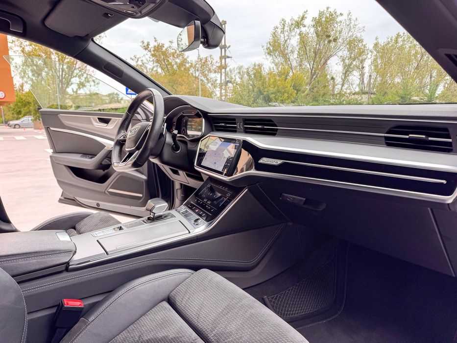 AUDI-A 7 50e Quattro S-LINE+Ext MMI+MATRIX/20*/360*K PLUG in HYBRID !