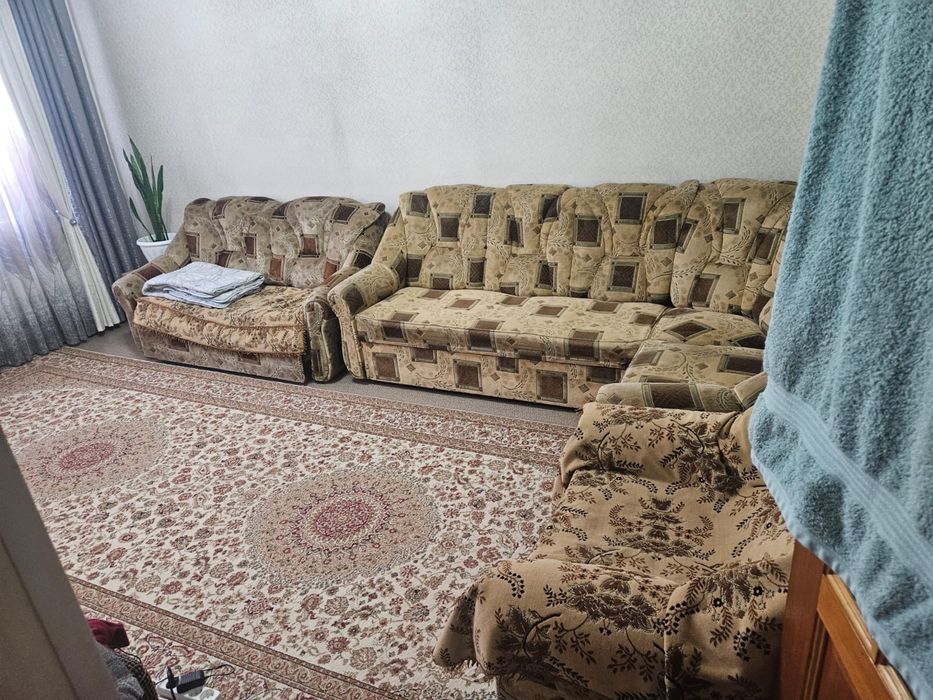 Диваны , выдвижные