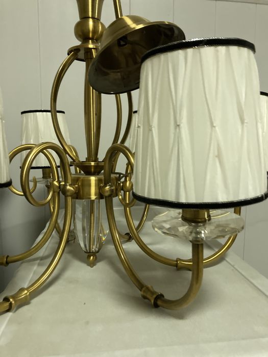 Люстры        для дома