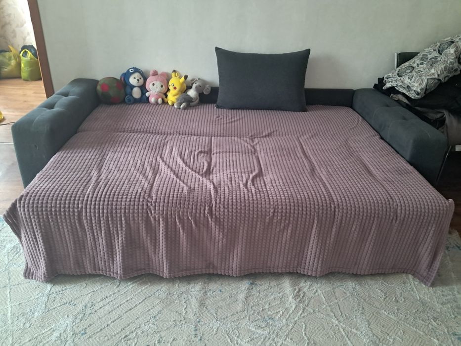 Продам диван мягкий