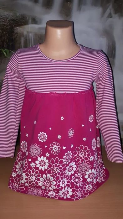 Детские кофты и платья на девочку