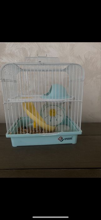 Хамяк сатлат клеткамен