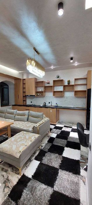 3 хоналик квартира ижарага берилади. Мирабад Рисовый олдида