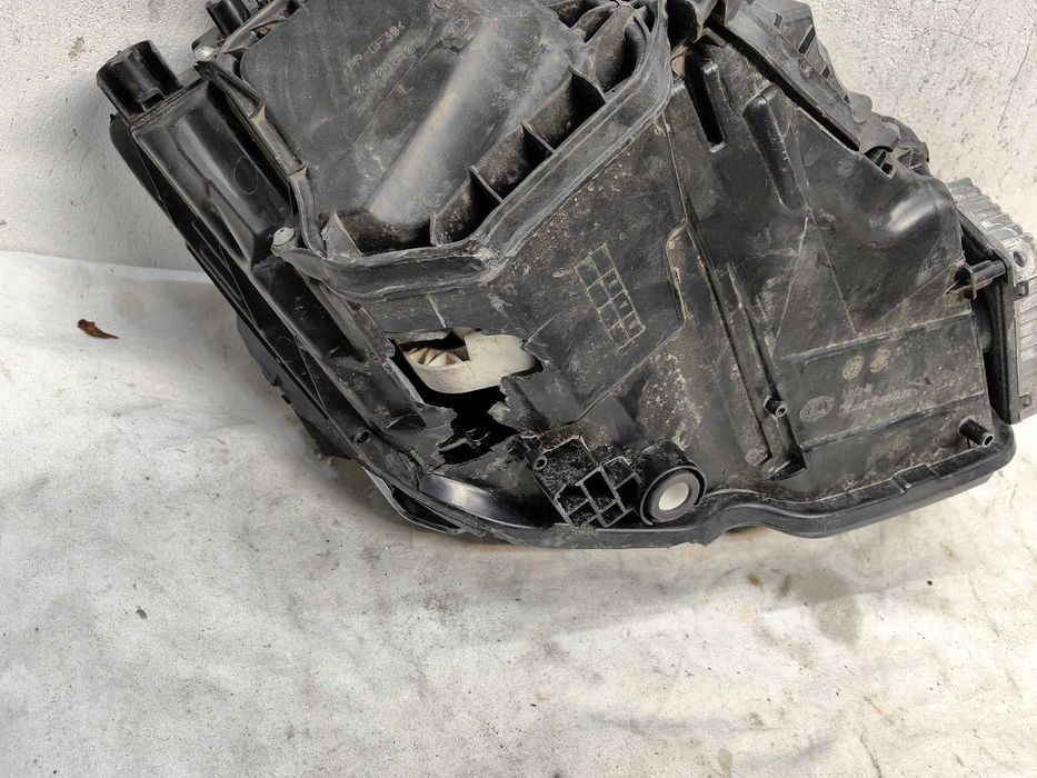 Оригинален фар Ауди  Audi Q4 A6 C8 Led